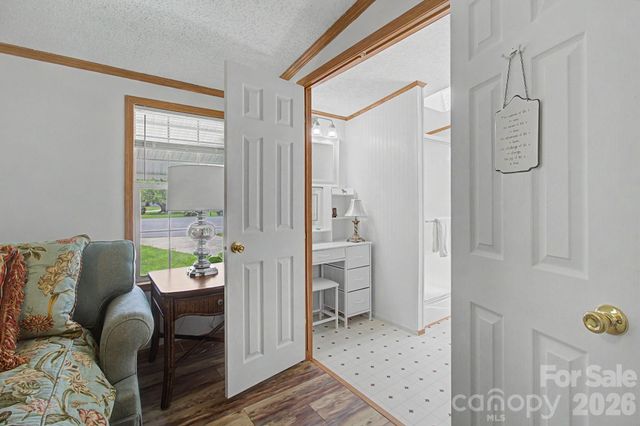 204 Red Birch Court, Hendersonville, NC 28739