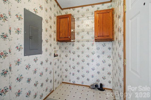204 Red Birch Court, Hendersonville, NC 28739