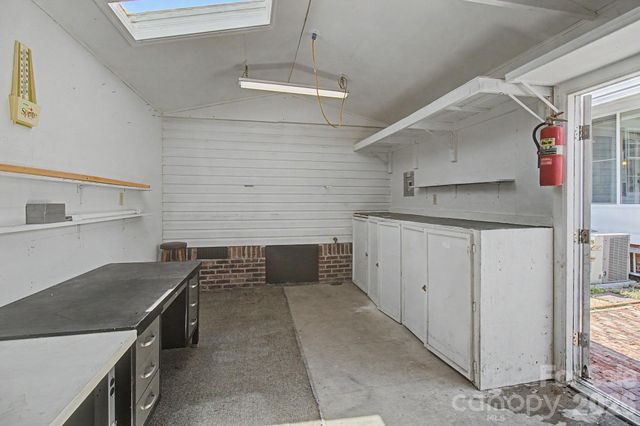 204 Red Birch Court, Hendersonville, NC 28739