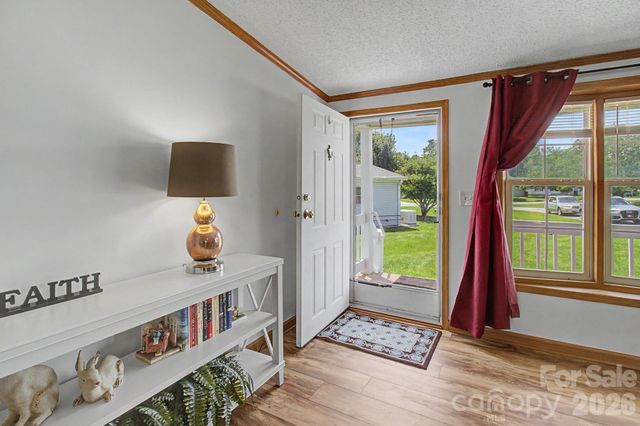 204 Red Birch Court, Hendersonville, NC 28739