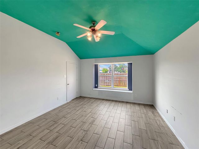 10311 Mills Point Drive, Houston, TX 77070