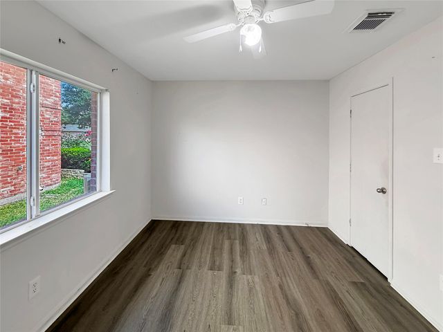 10311 Mills Point Drive, Houston, TX 77070