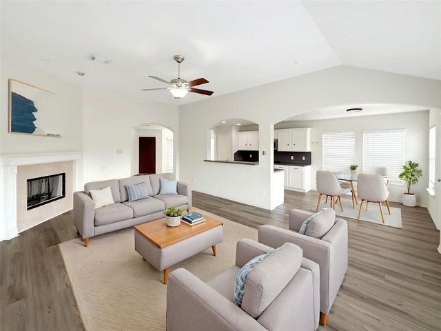 10311 Mills Point Drive, Houston, TX 77070