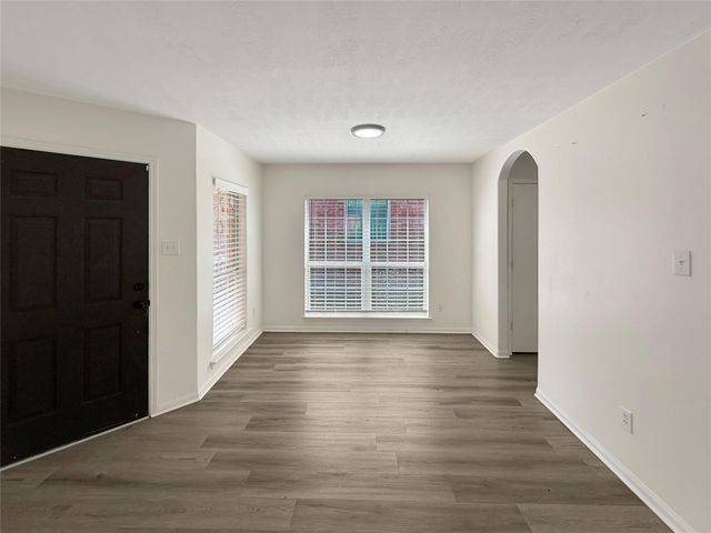 10311 Mills Point Drive, Houston, TX 77070