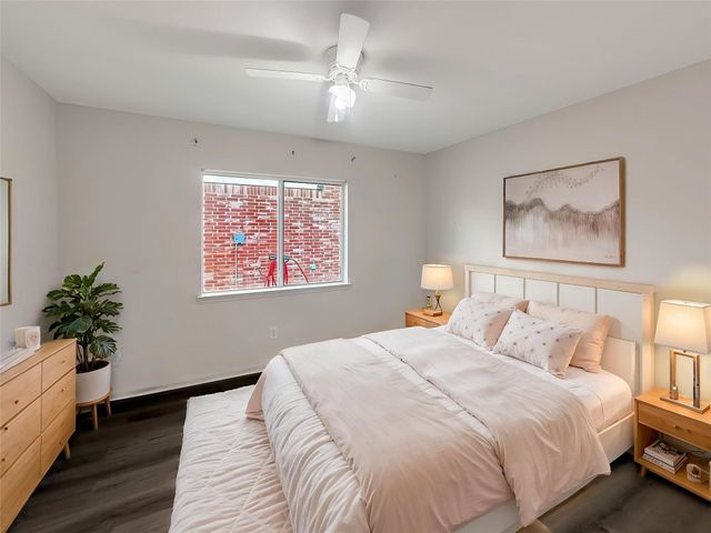 10311 Mills Point Drive, Houston, TX 77070