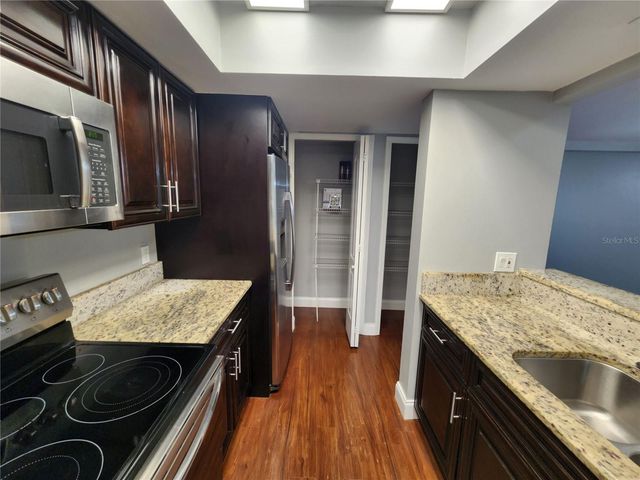 823 SW 58TH TERRACE, Gainesville, FL 32607