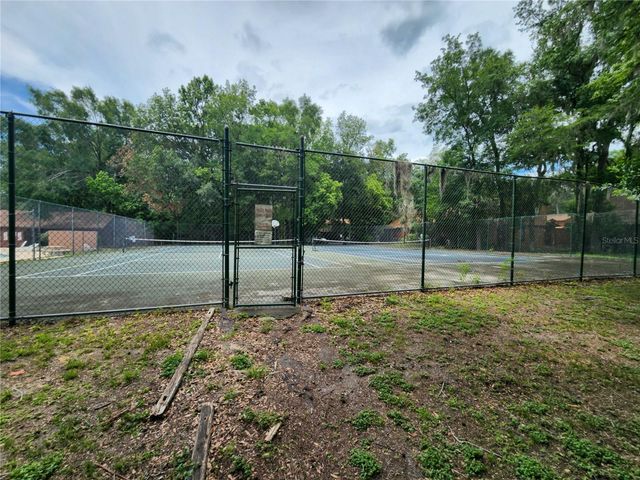 823 SW 58TH TERRACE, Gainesville, FL 32607