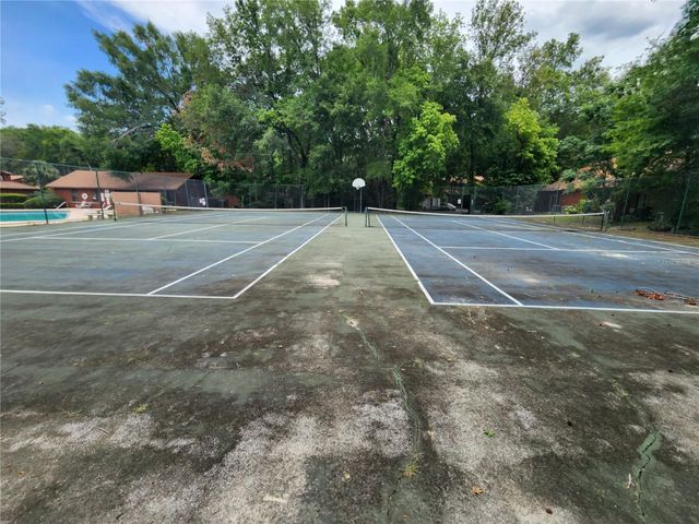 823 SW 58TH TERRACE, Gainesville, FL 32607