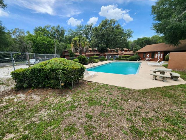823 SW 58TH TERRACE, Gainesville, FL 32607