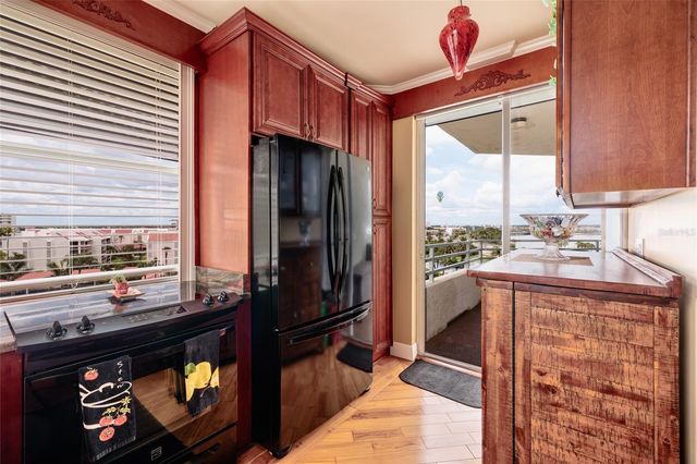 7862 SAILBOAT KEY BOULEVARD S 506, South Pasadena, FL 33707