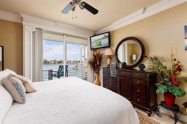 7862 SAILBOAT KEY BOULEVARD S 506, South Pasadena, FL 33707