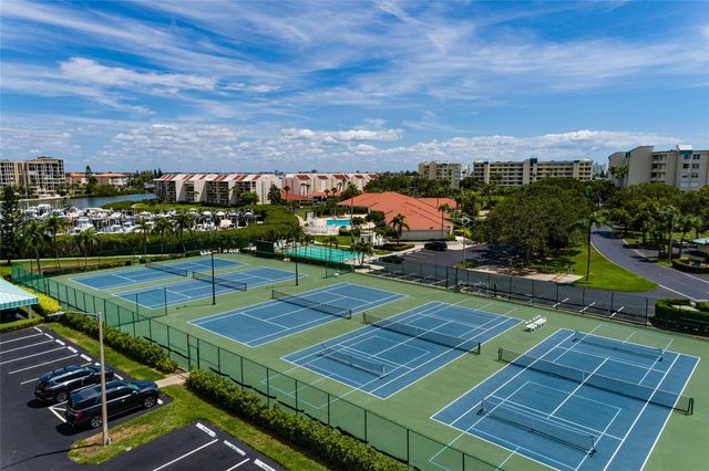 7862 SAILBOAT KEY BOULEVARD S 506, South Pasadena, FL 33707