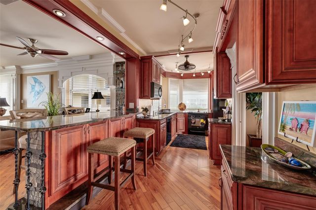 7862 SAILBOAT KEY BOULEVARD S 506, South Pasadena, FL 33707