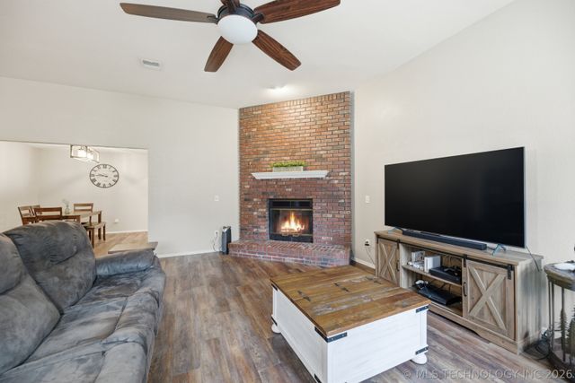 9209 S 94th East Avenue, Tulsa, OK 74133