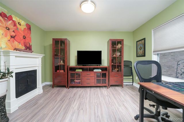 25929 Clark, Novi, MI 48375