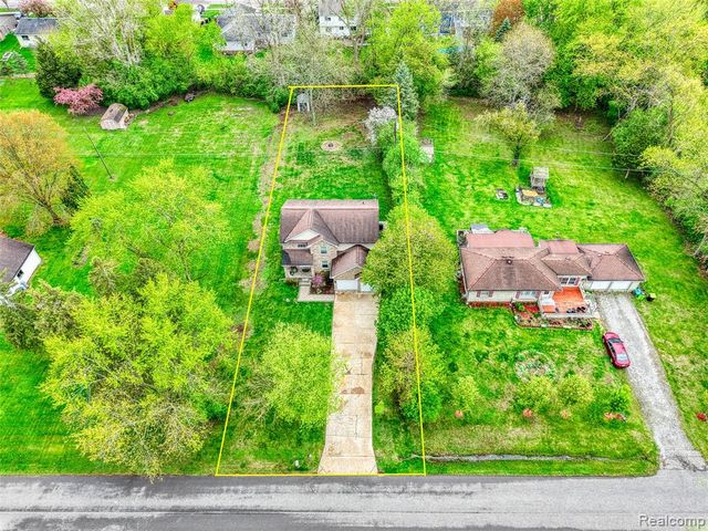 25929 Clark, Novi, MI 48375