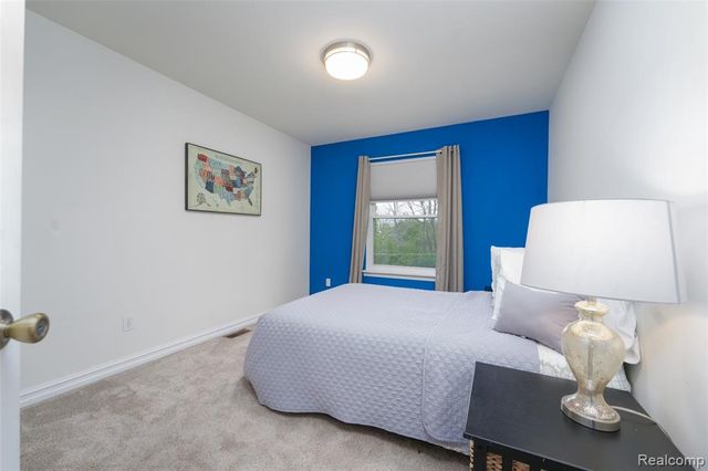25929 Clark, Novi, MI 48375