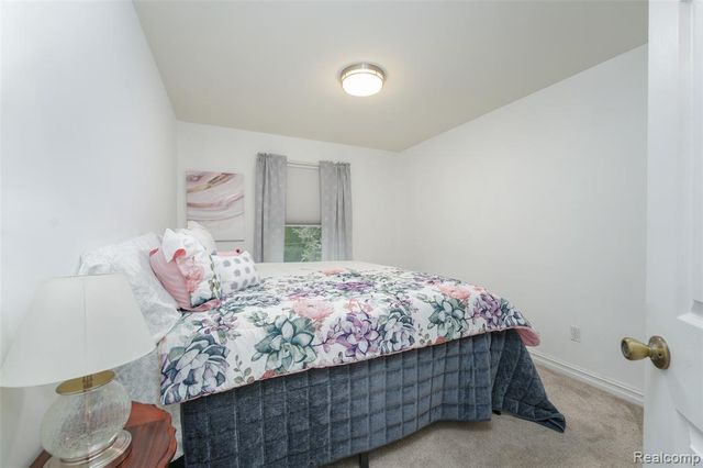 25929 Clark, Novi, MI 48375
