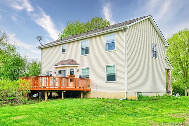 25929 Clark, Novi, MI 48375