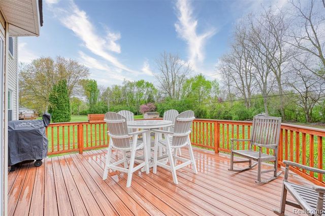 25929 Clark, Novi, MI 48375