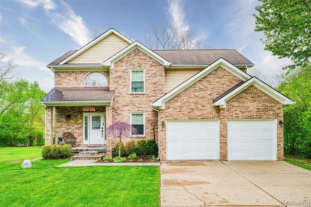 25929 Clark, Novi, MI 48375