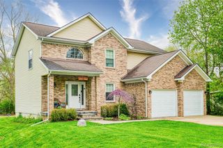 25929 Clark, Novi, MI 48375