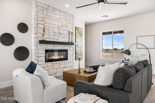 2351 E Cana Lane, Casa Grande, AZ 85194