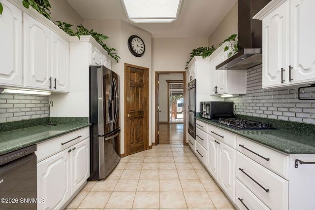 2647 Cumbres Court, Las Cruces, NM 88011
