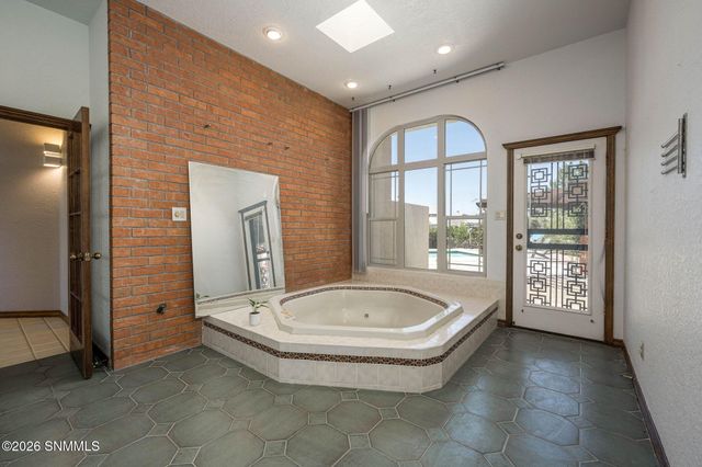2647 Cumbres Court, Las Cruces, NM 88011