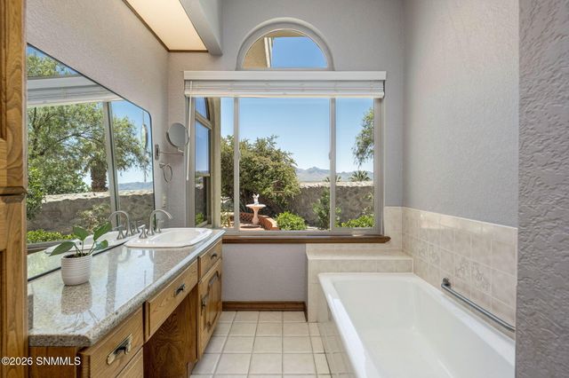 2647 Cumbres Court, Las Cruces, NM 88011