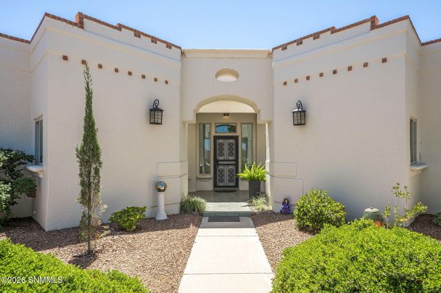 2647 Cumbres Court, Las Cruces, NM 88011