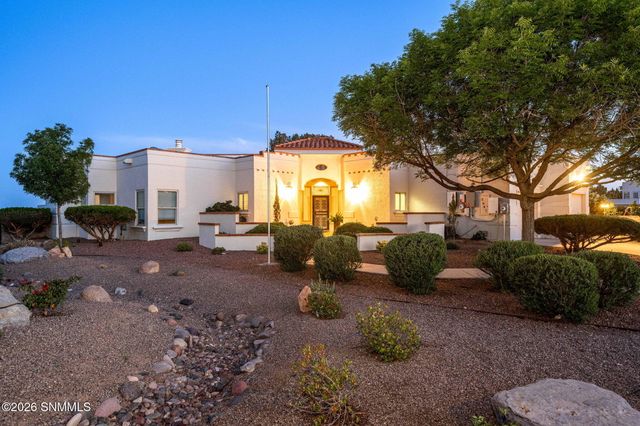 2647 Cumbres Court, Las Cruces, NM 88011