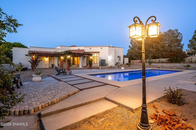 2647 Cumbres Court, Las Cruces, NM 88011