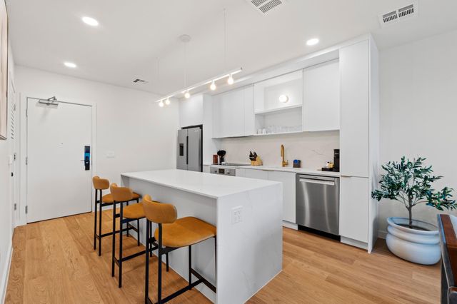 2323 S Lamar BLVD 505, Austin, TX 78704