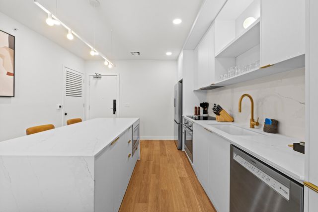 2323 S Lamar BLVD 505, Austin, TX 78704