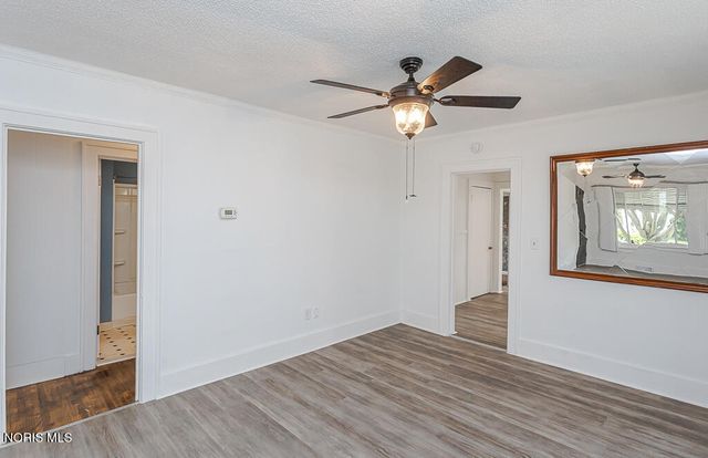 3916 Leybourn Avenue, Toledo, OH 43612