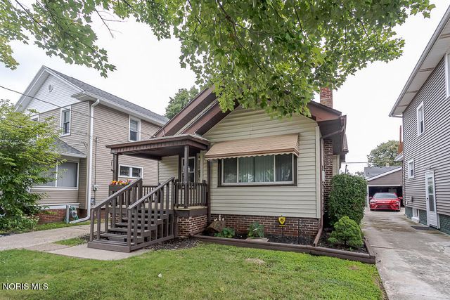 3916 Leybourn Avenue, Toledo, OH 43612