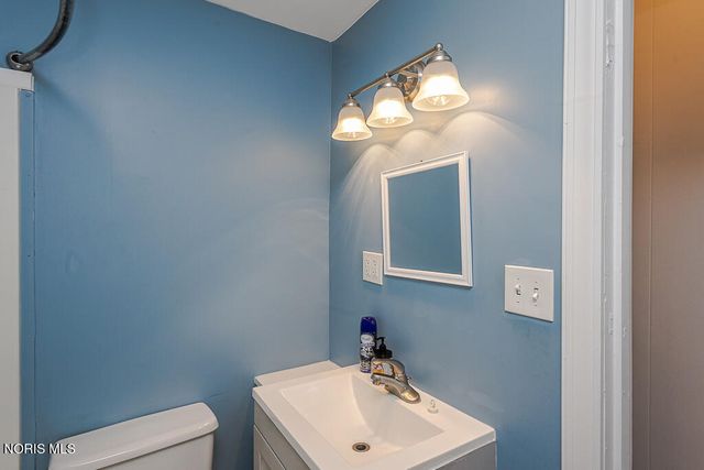 3916 Leybourn Avenue, Toledo, OH 43612