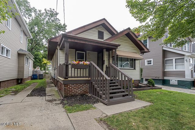 3916 Leybourn Avenue, Toledo, OH 43612