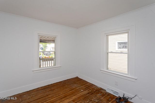 3916 Leybourn Avenue, Toledo, OH 43612