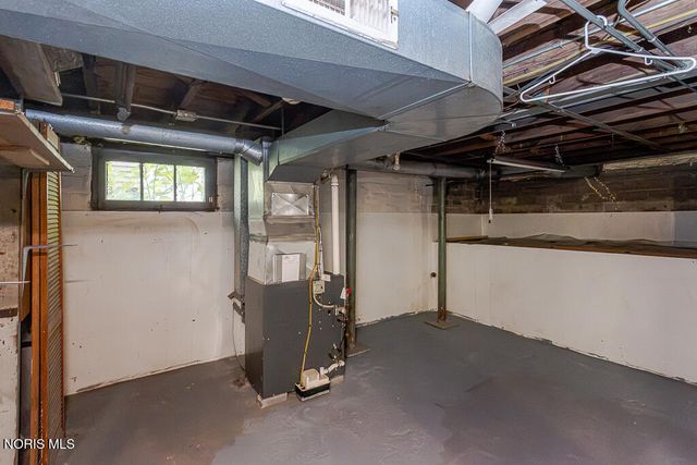 3916 Leybourn Avenue, Toledo, OH 43612