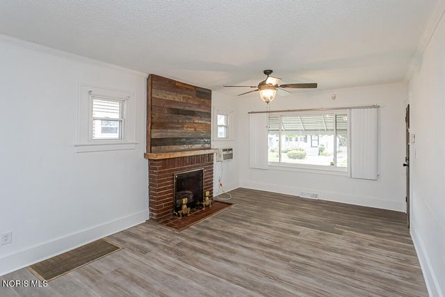 3916 Leybourn Avenue, Toledo, OH 43612