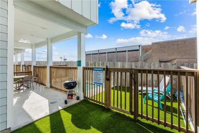 237 N Station St 5, Port Aransas, TX 78373