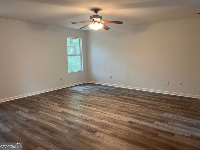 637 Pointe South Parkway, Jonesboro, GA 30238