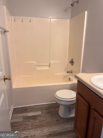 637 Pointe South Parkway, Jonesboro, GA 30238