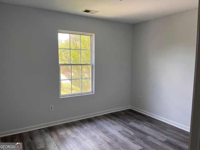 637 Pointe South Parkway, Jonesboro, GA 30238