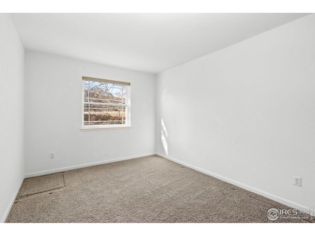 4025 Crawford Ct, Loveland, CO 80538