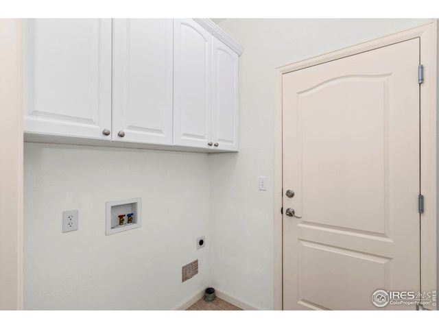 4025 Crawford Ct, Loveland, CO 80538