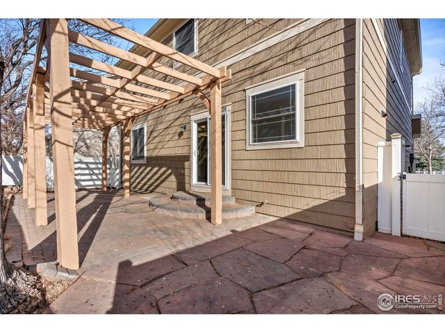 4025 Crawford Ct, Loveland, CO 80538