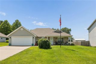 516 Dolinger Court, Trimble, MO 64492